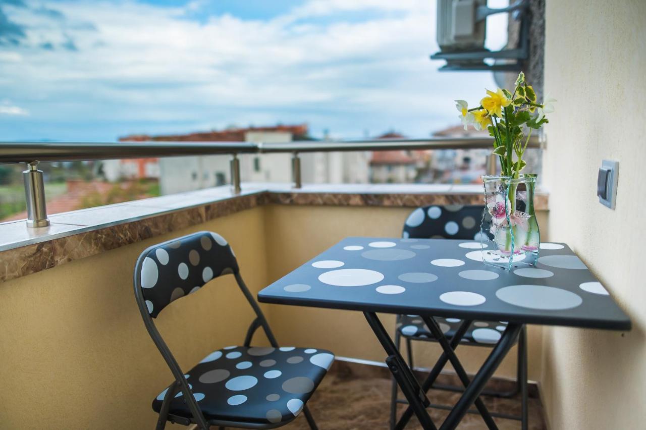 Apartament Tiana Lux Hisarya Exterior photo